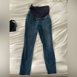 Abercrombie maternity jean legging size 30 / 10